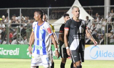 dom-bosco-abre-2-a-0,-sofre-empate-no-ultimo-minuto-e-permanece-na-zona-do-rebaixamento