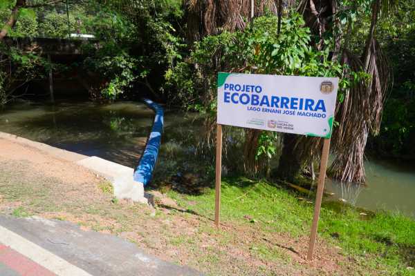 ecobarreira-e-instalada-durante-acao-de-preservacao-do-meio-ambiente