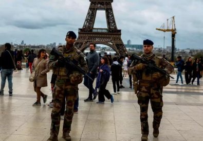 Ataques a trens e sirenes: Paris vive tensão antes da cerimônia