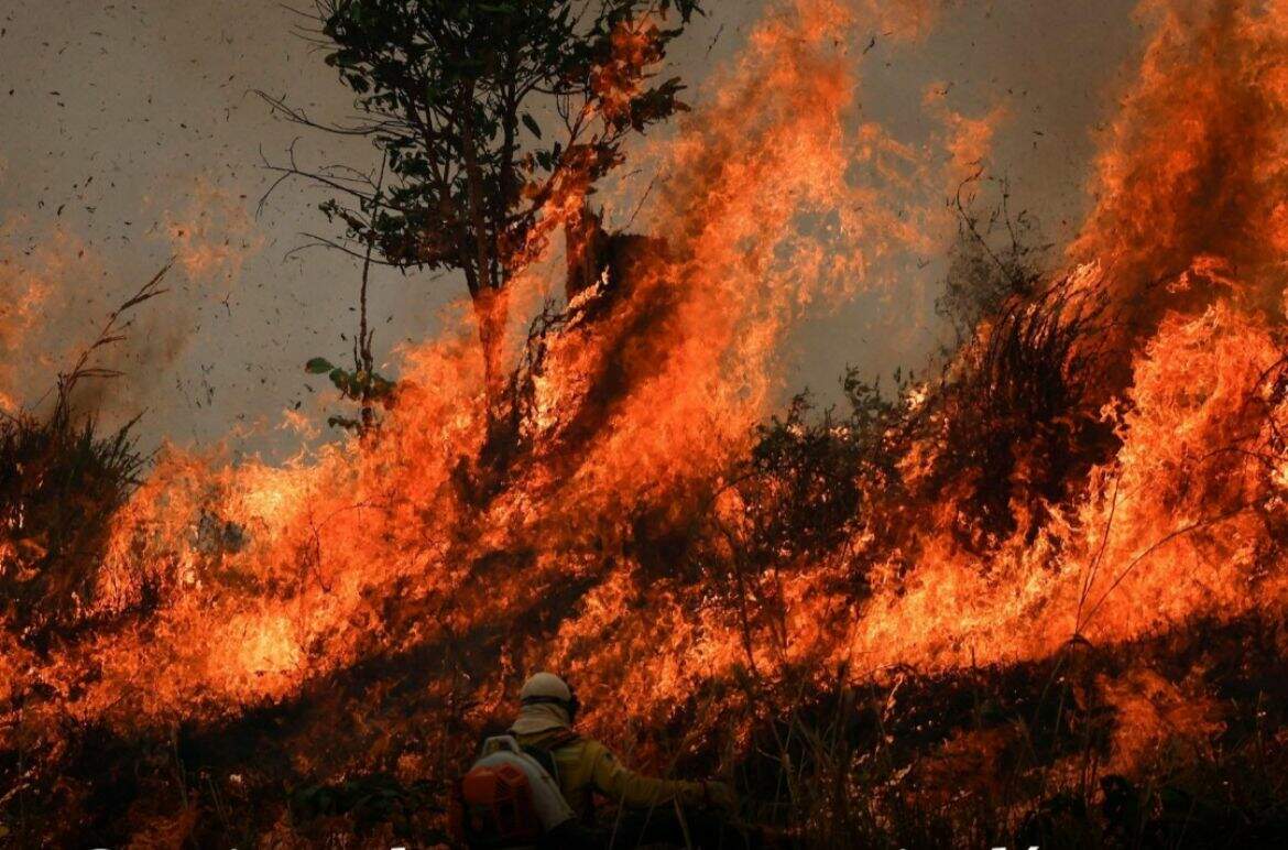 queimadas-em-terras-indigenas-aumentam-76%-e-deixam-criancas-e-idosos-‘sufocados’