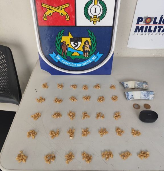 pm-prende-homem-com-318-pedras-de-pasta-base-de-cocaina-em-cuiaba