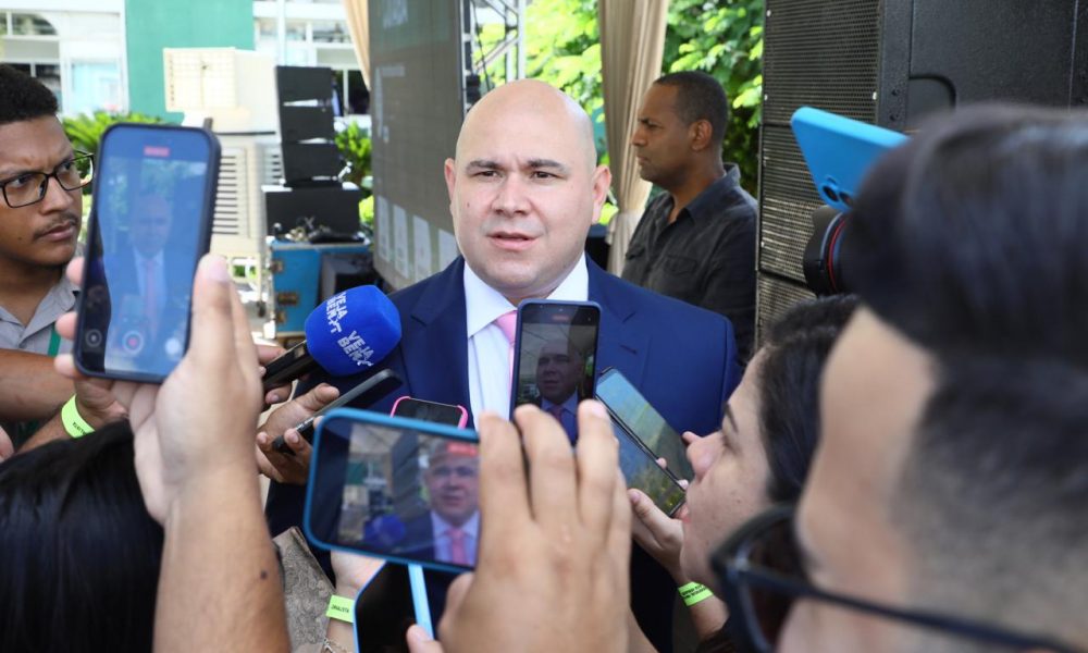 cuiaba-pagou-r$-7,1-mi-a-empresa-de-estacionamento-rotativo-e-prefeito-avalia-romper-contrato