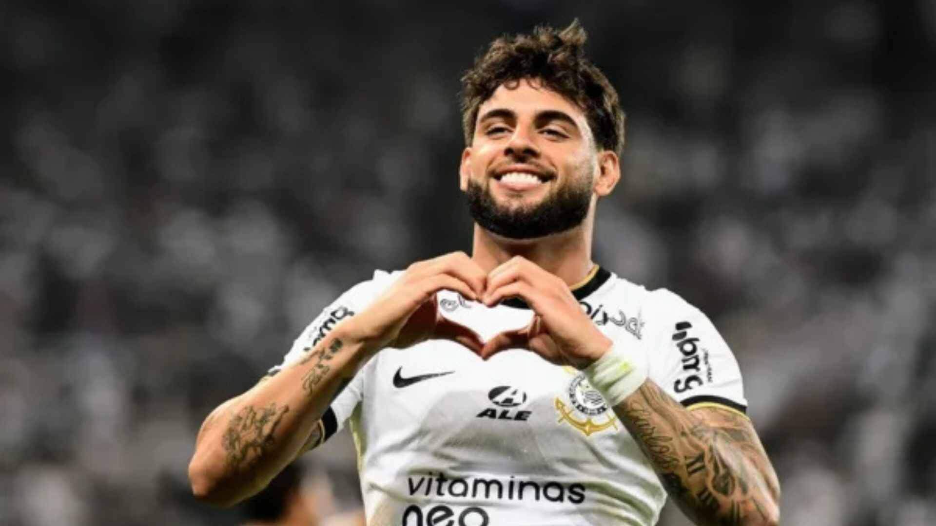 yuri-alberto-eterniza-conquista-do-paulistao-com-tatuagem-da-taca