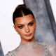 emily-ratajkowski-critica-katy-perry-apos-viagem-espacial-com-empresa-de-jeff-bezos