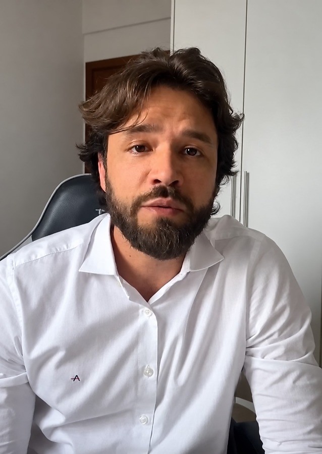 Advogado Felipe Dorileo